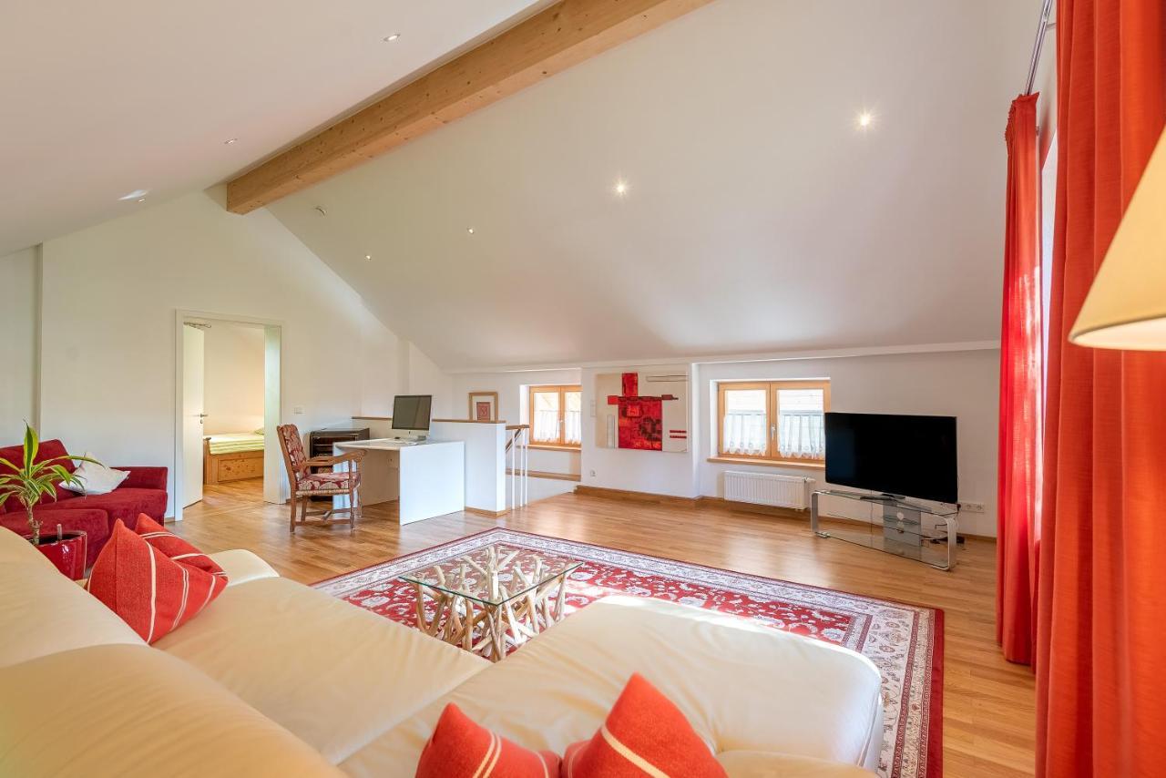 Ferienhaus Schlierachtal Миезбах Екстериор снимка